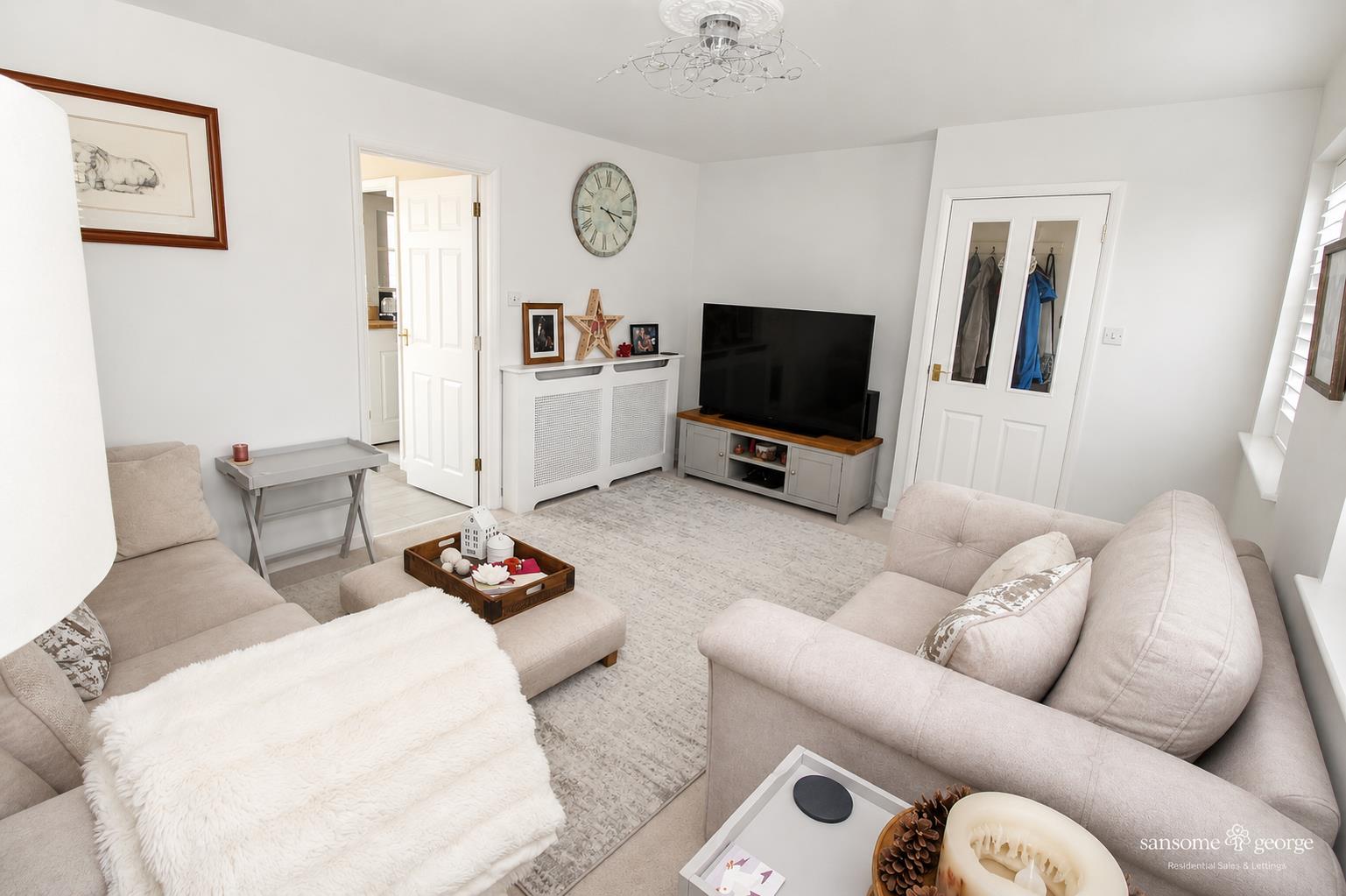 Primrose Close, Purley On Thames, Reading
